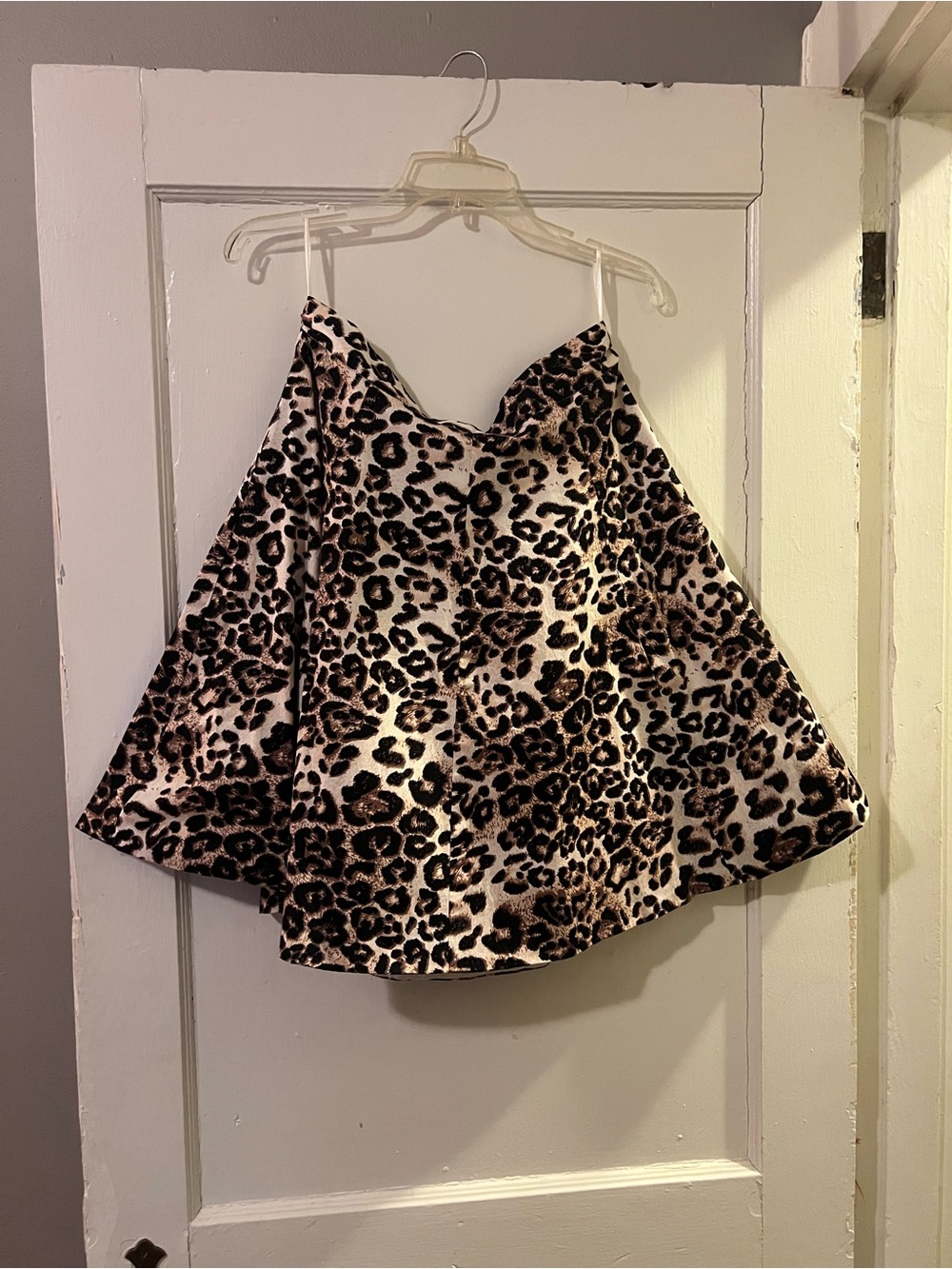 Amanda + Chelsea Leopard Print Circle Skirt (12) For Work/Play, Dress Up/Down